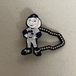 New Era New York NY Mets Mr Met Pin Brooch Baseball Pins Streetwear Hats Hat
